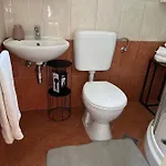 Casa Tosic Apartment *