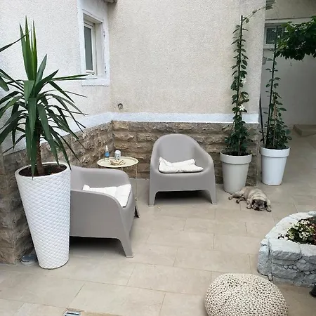 Casa Tosic Apartment *