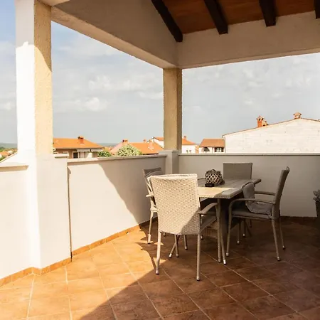 Apartment Casa Tosic
