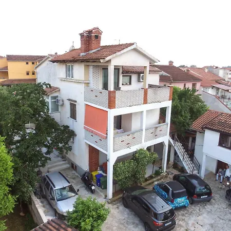 Apartmán Casa Tosic *